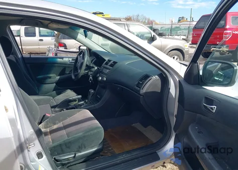 2005 Honda Accord 2.4 Lx from USA, damaged, VIN 1HGCM56415L000556